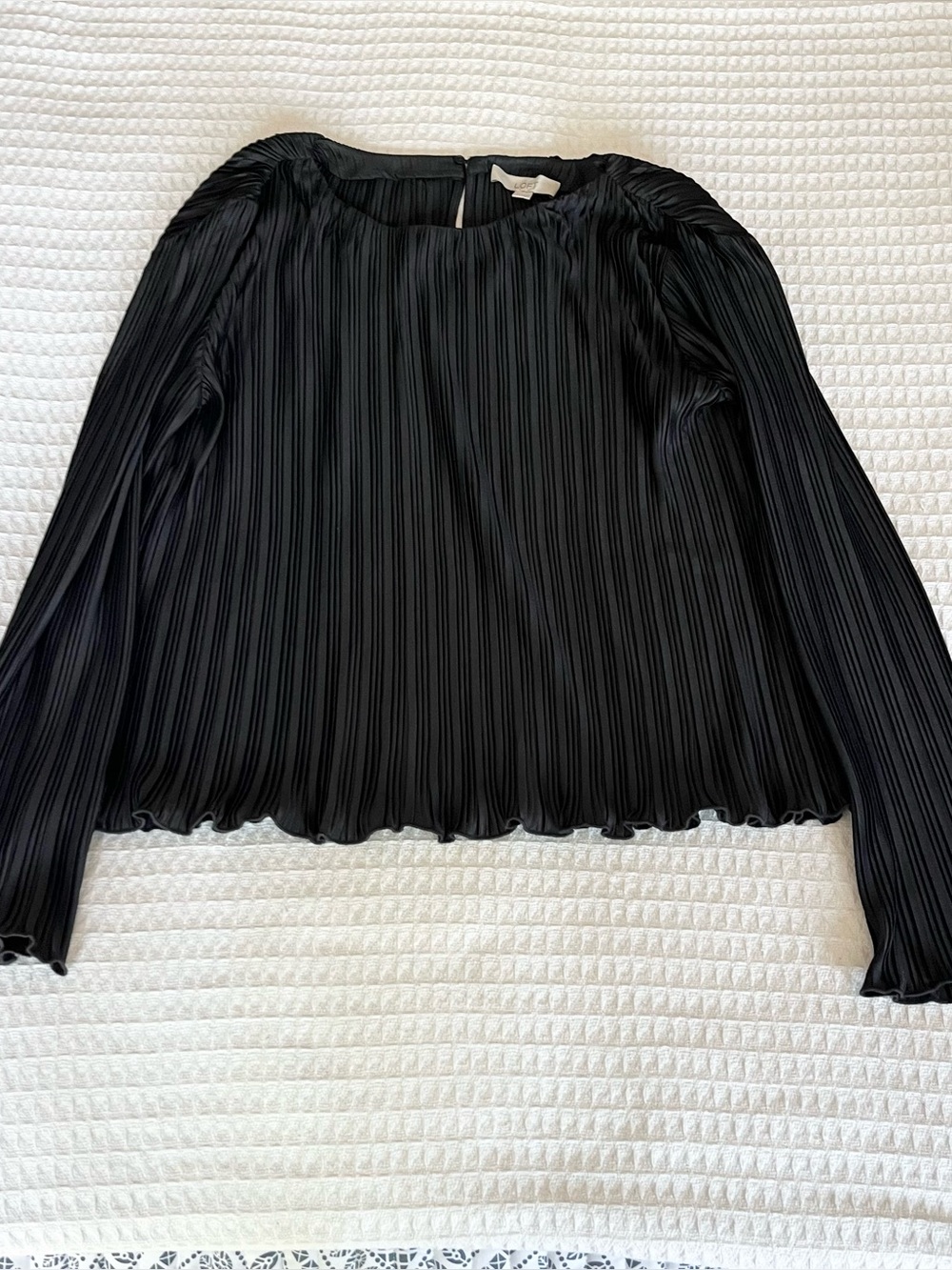 LOFT Black plisse Long-Sleeve Blouse size large
